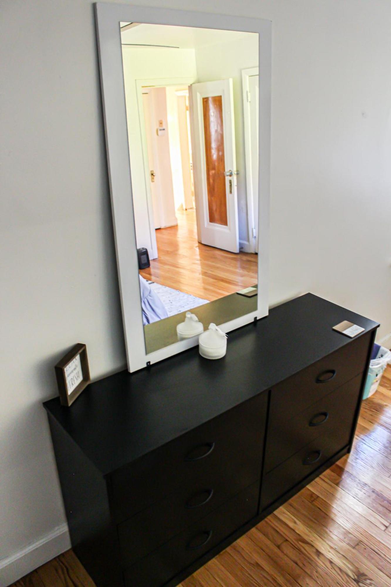 Master Bedroom In Home Away From Home Detroit Zewnętrze zdjęcie